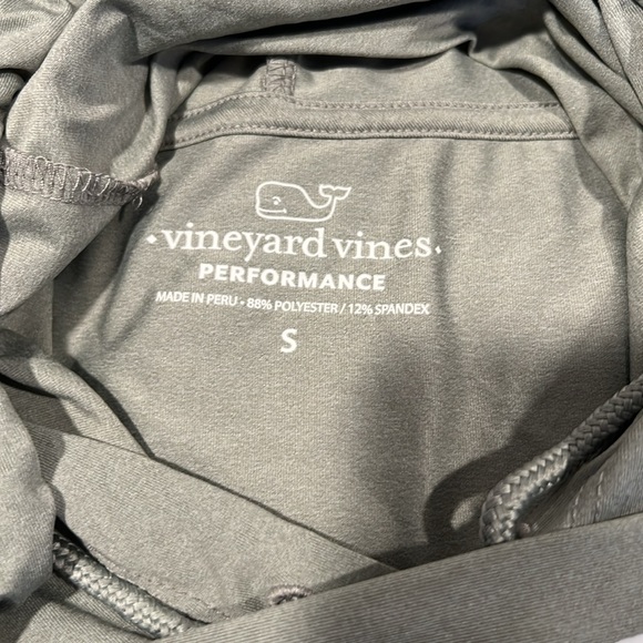 Small Vineyard Vines T-shirt long sleeve with free short sleeve top - Picture 2 of 4